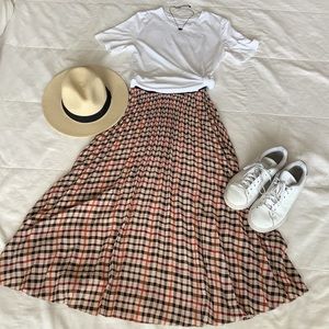 Riley and Rae Plaid MIDI Skirt Size S